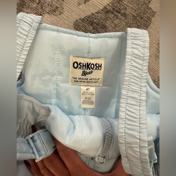 Brand new toddler snow suit - Picture 5 of 5